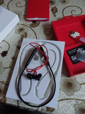 OnePlus Bullets Wireless Z2 ANC Mix Color photo review